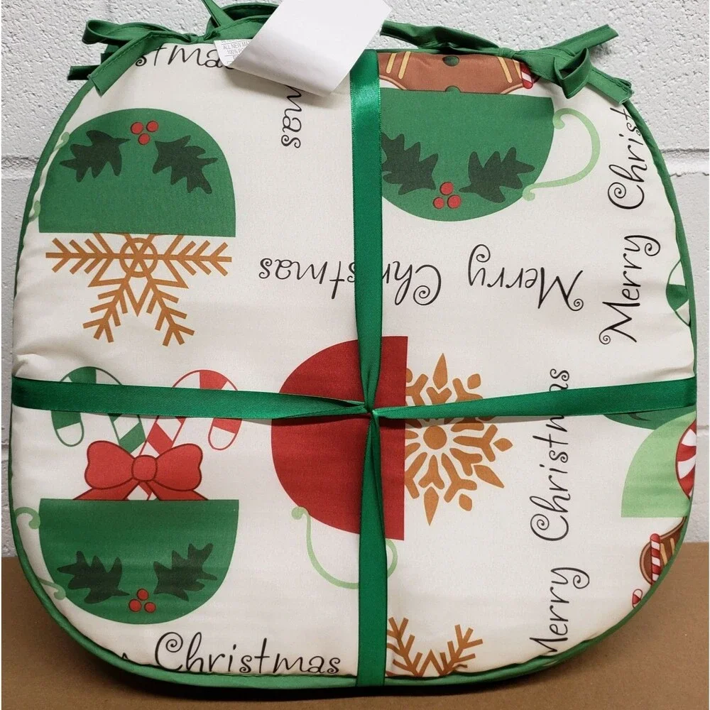 SET OF 4 CHAIR CUSHION PADS w/ties, 15x15